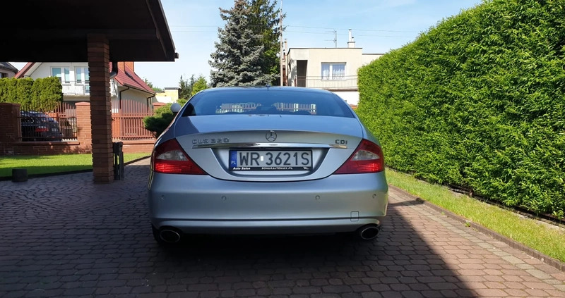 Mercedes-Benz CLS cena 42000 przebieg: 214000, rok produkcji 2007 z Radom małe 596